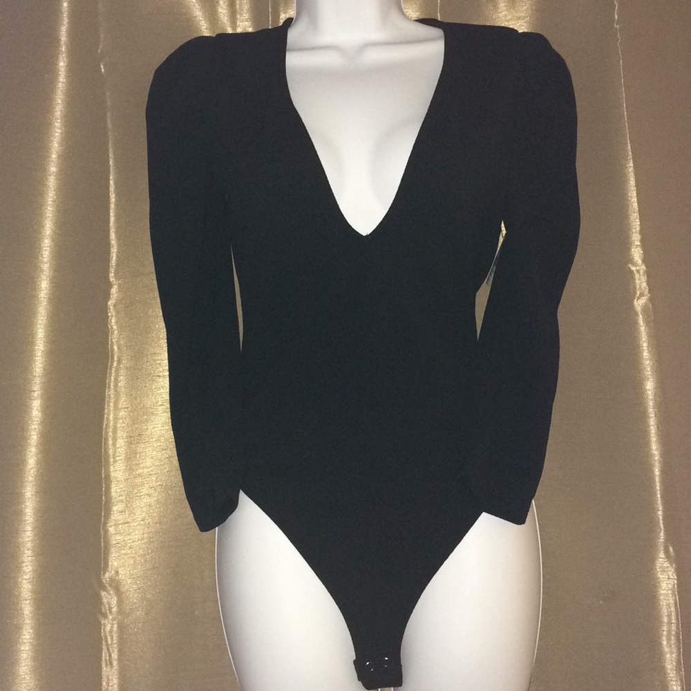✨nwt✨plunging neckline puff sleeve bodysuit - Picture 5 of 8